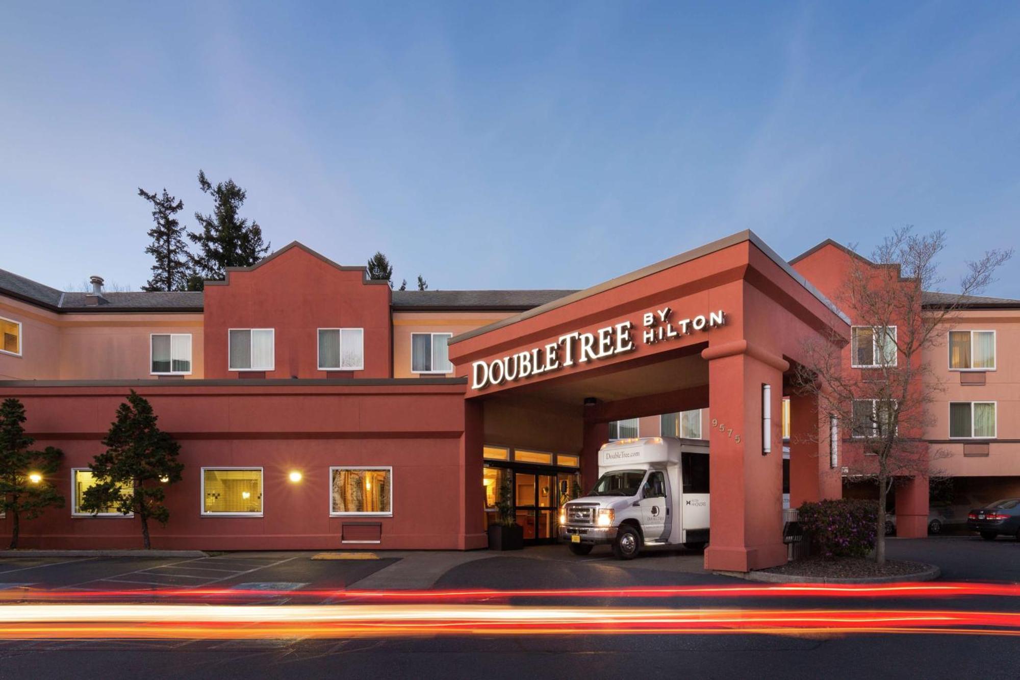 Doubletree By Hilton Portland Tigard Hotel Buitenkant foto